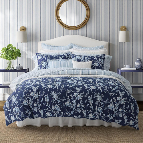 Laura ashley king - laura,