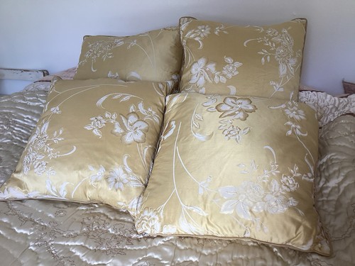 Laura ashley 100 silk gold - ashley,